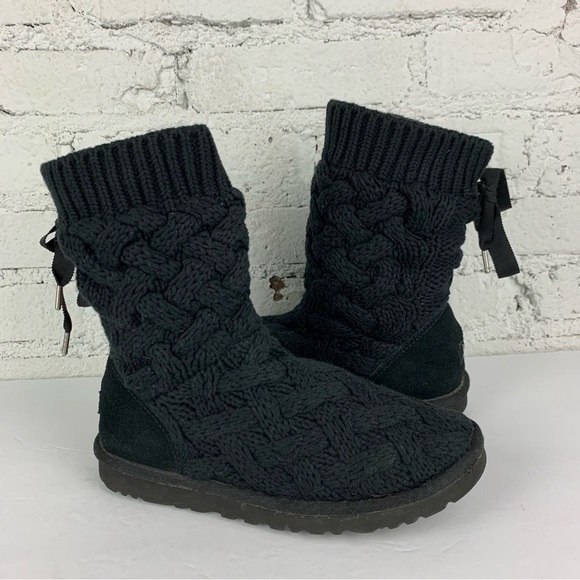 Ugg Isla Black Boot Knit Boots Back Tie Lace Size 8 - Picture 1 of 13